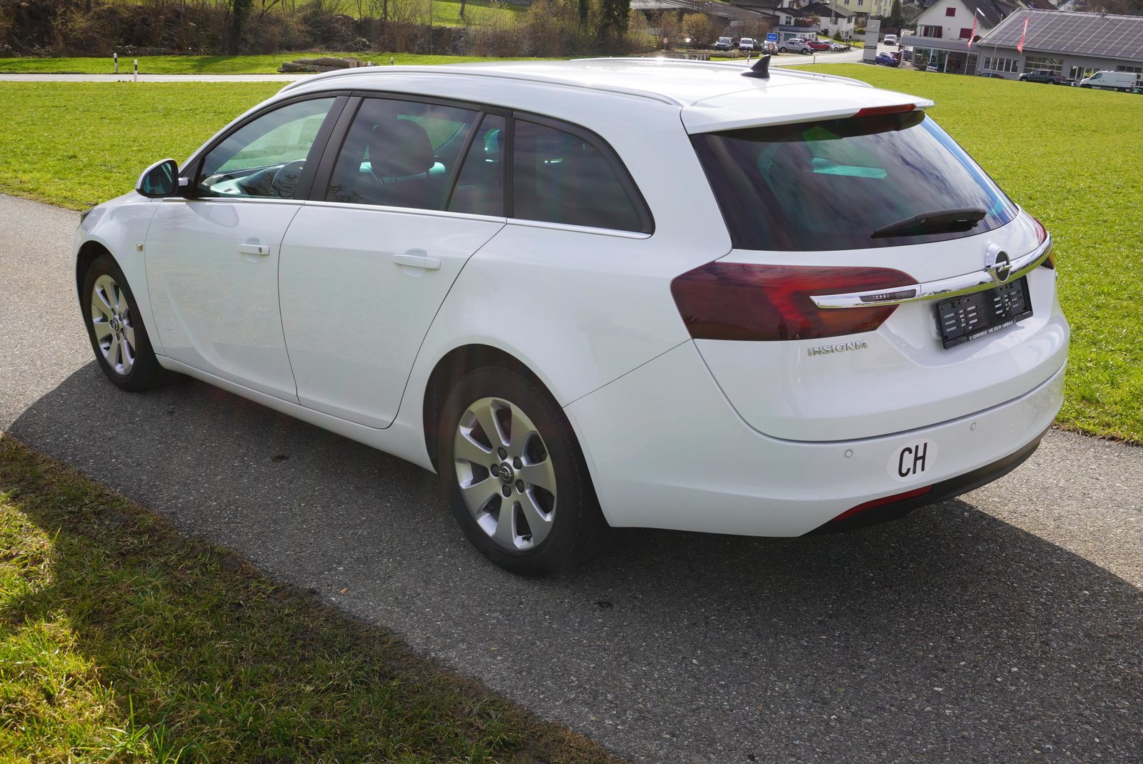 OPEL Insignia Sports Tourer 1.6 T Edition, Benzin, Occasion / Gebraucht, Automatik - 7