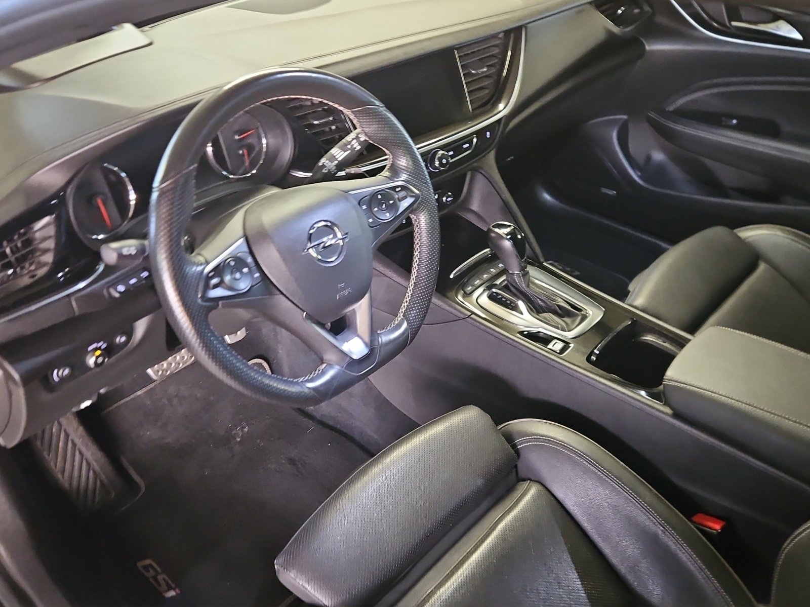 OPEL Insignia 2.0 T Sports Tourer GSI 4WD Automat, Essence, Occasion / Utilisé, Automatique - 7