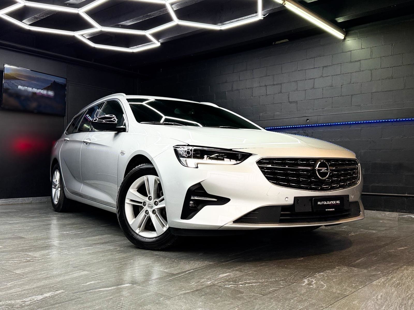 OPEL Insignia 2.0 T Sports Tourer Edition Automatic