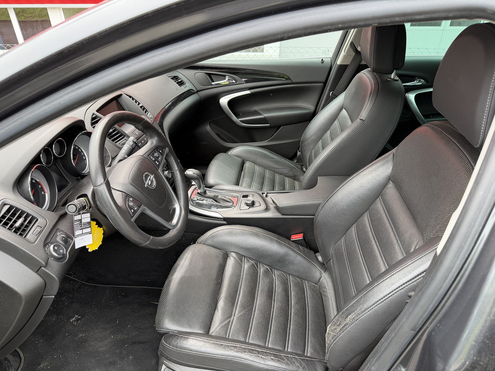 OPEL Insignia Sports Tourer 2.8 V6 T 4x4 Cosmo, Benzin, Occasion / Gebraucht, Automatik - 6