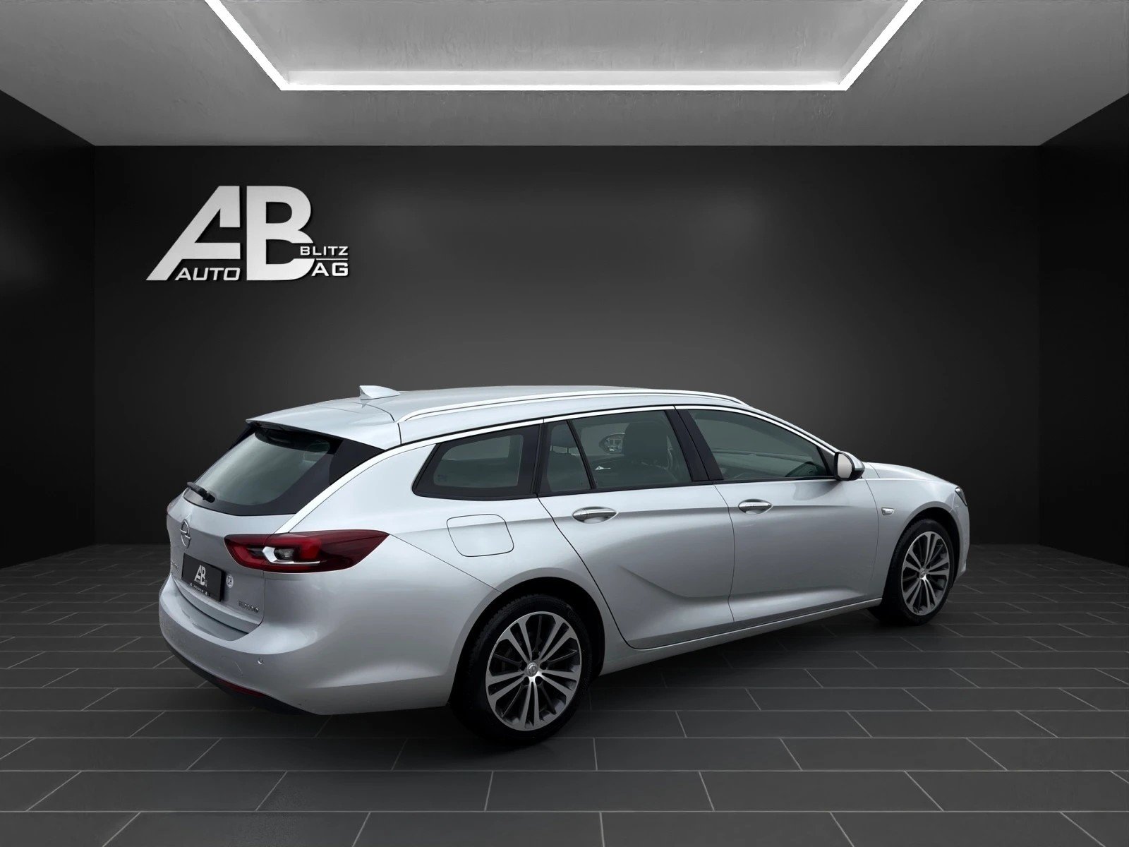 OPEL Insignia 2.0 CDTI Sports Tourer Edition, Diesel, Occasion / Utilisé, Manuelle - 5