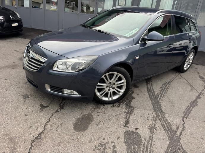 OPEL Insignia Sports Tourer 2.0 CDTI Sport 4WD, Diesel, Second hand / Used, Manual
