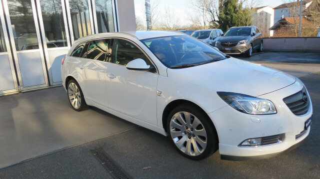 OPEL Insignia 2.0T Sport 4WD, Occasion / Utilisé, Automatique - 2