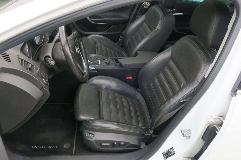 OPEL INSIGNIA 2.8 V6 T 4x4 Sport, Benzina, Occasioni / Usate, Automatico - 4