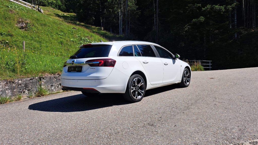 OPEL INSIGNIA 2.0 CDTi 170 4x4 Sport, Diesel, Second hand / Used, Manual - 4