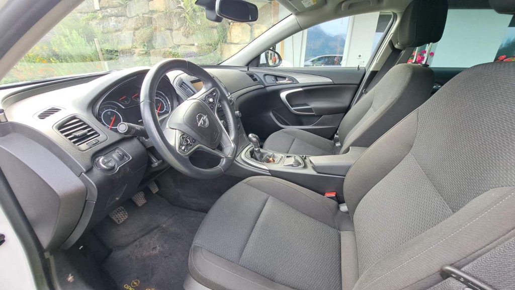 OPEL INSIGNIA 2.0 CDTi 170 4x4 Sport, Diesel, Second hand / Used, Manual - 5