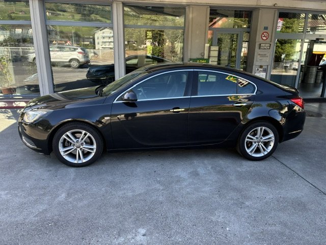 OPEL Insignia 2.0 T 4x4 Cosmo, Benzin, Occasion / Gebraucht, Automatik - 2