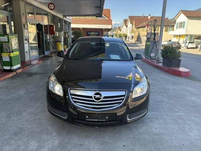 OPEL Insignia 2.0 T 4x4 Cosmo, Benzin, Occasion / Gebraucht, Automatik - 3