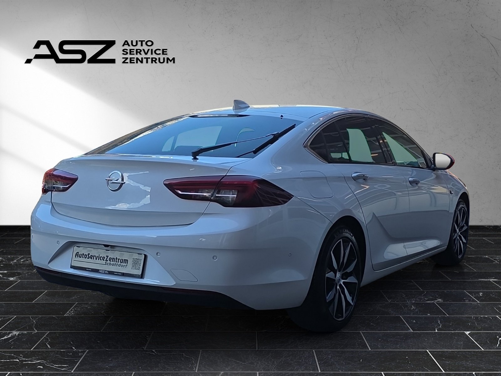 OPEL Insignia Grand Sport 1.5 T Excellence, Petrol, Second hand / Used, Automatic - 3