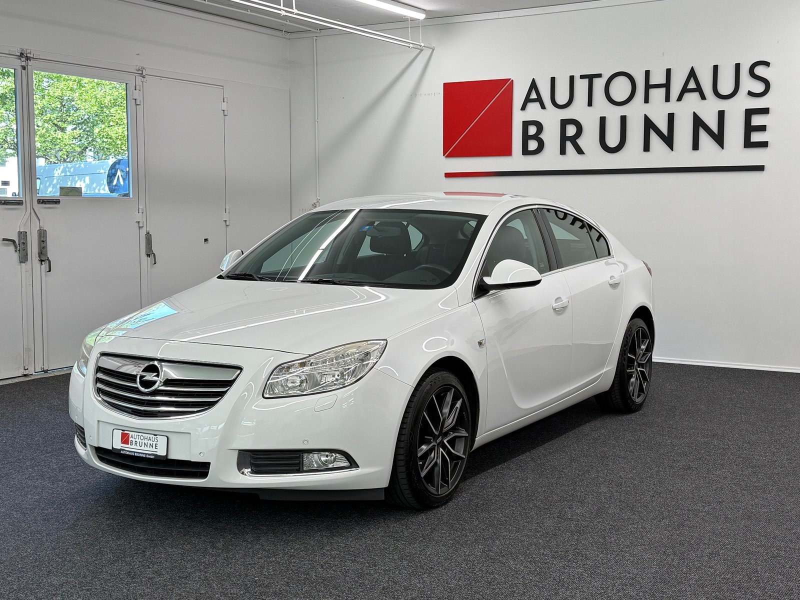 OPEL Insignia 2.0 T Edition Automatik