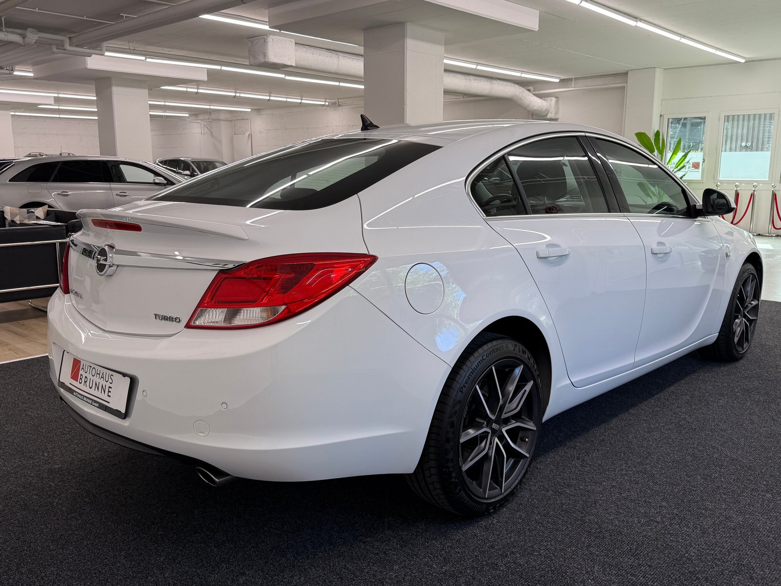 OPEL Insignia 2.0 T Edition Automatik, Essence, Occasion / Utilisé, Automatique - 4