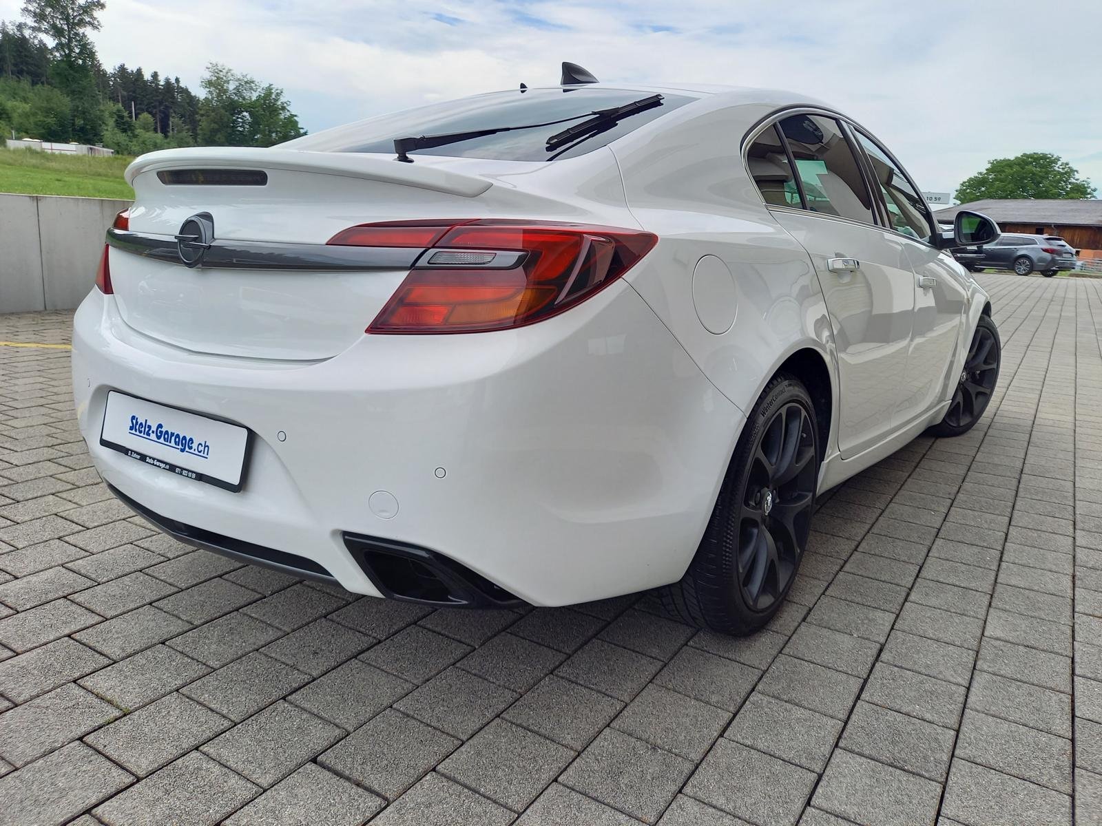OPEL Insignia 2.8 V6 T 4x4 OPC, Benzin, Occasion / Gebraucht, Automatik - 2