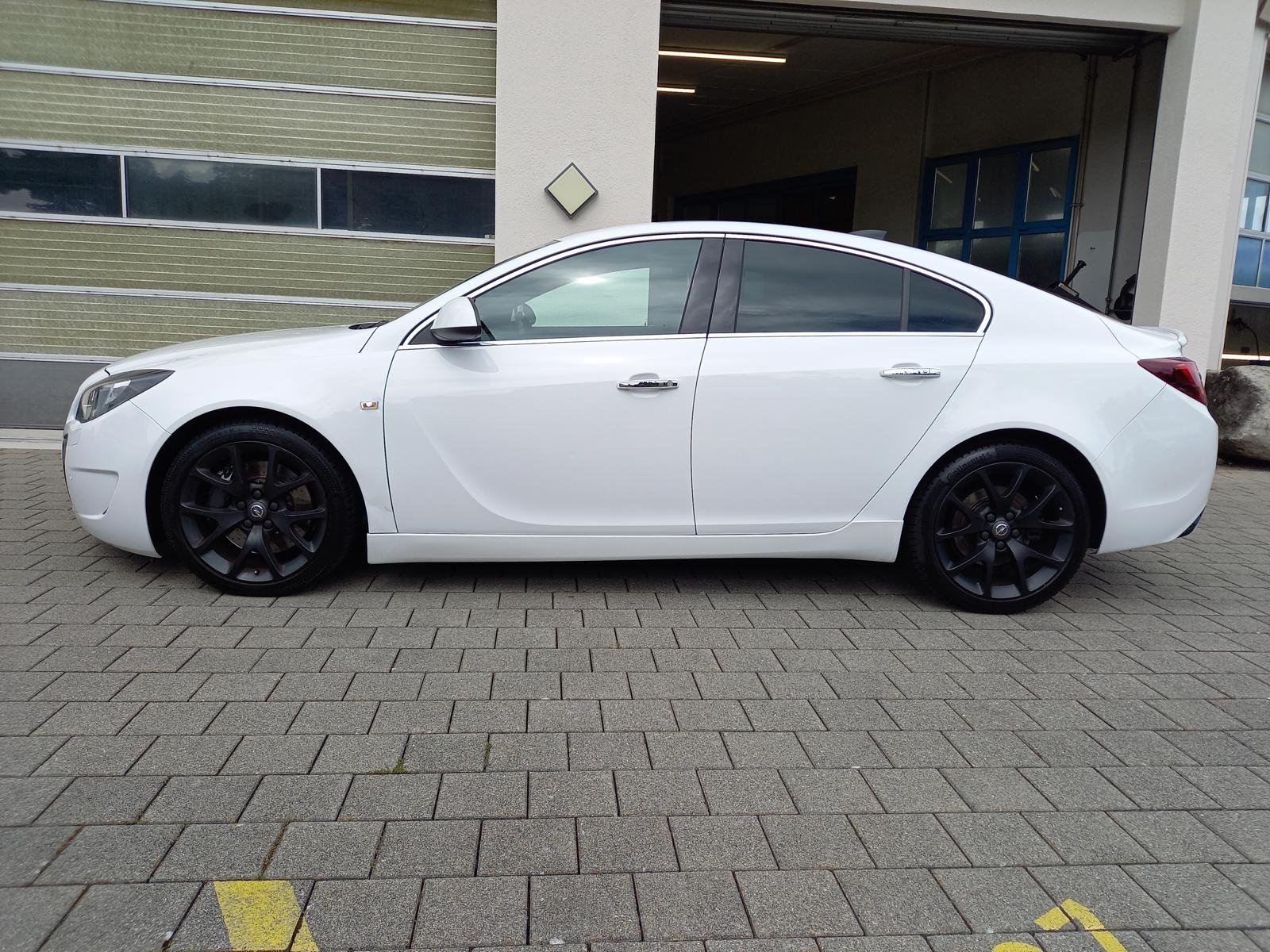 OPEL Insignia 2.8 V6 T 4x4 OPC, Benzin, Occasion / Gebraucht, Automatik - 3