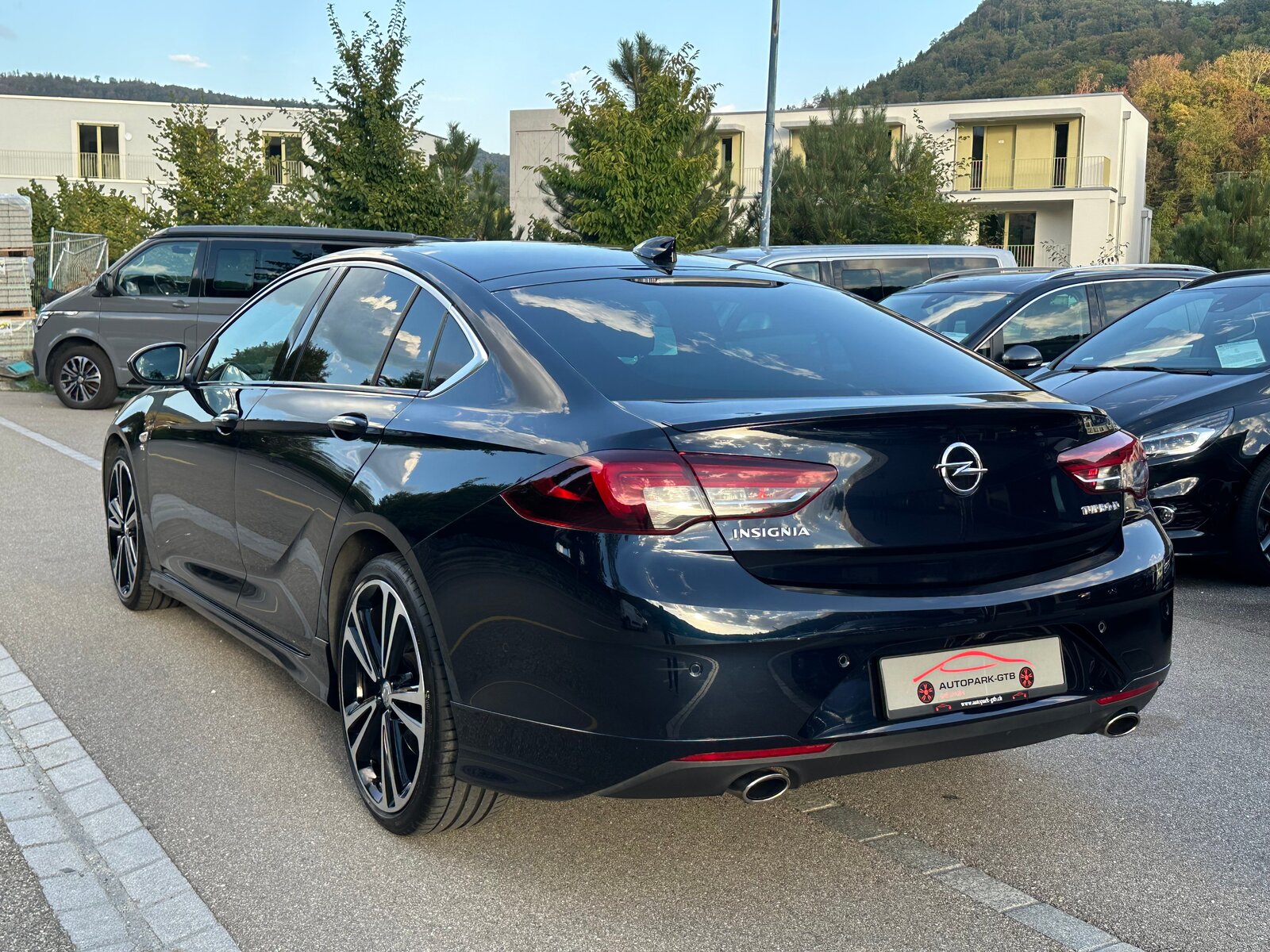 OPEL Insignia 2.0 T Grand Sport Excellence 4WD Automat., Essence, Occasion / Utilisé, Automatique - 6