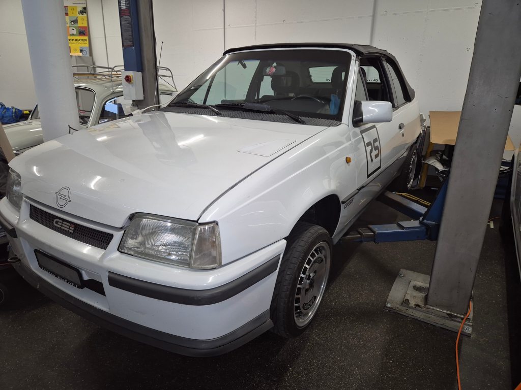 OPEL KADETT 2.0i GSi, Essence, Occasion / Utilisé, Manuelle - 2