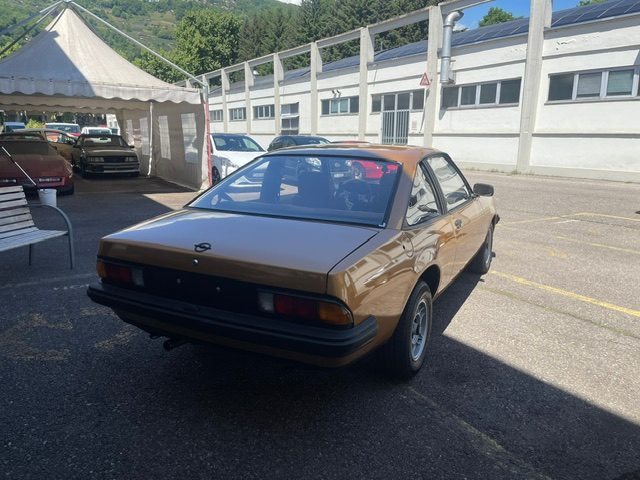 OPEL MANTA 2.0 GT/E, Petrol, Classic, Manual - 5