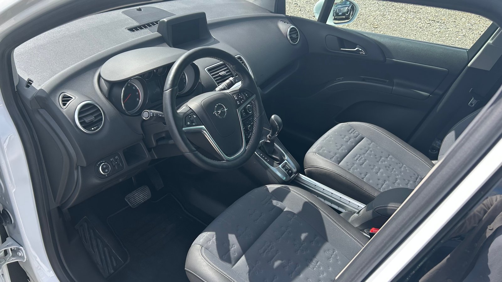 OPEL Meriva 1.4 Turbo Cosmo Automatic, Petrol, Second hand / Used, Automatic - 2