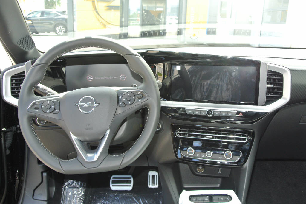 OPEL Mokka 1.2T Ulti Aut., Benzin, Occasion / Gebraucht, Automatik - 7