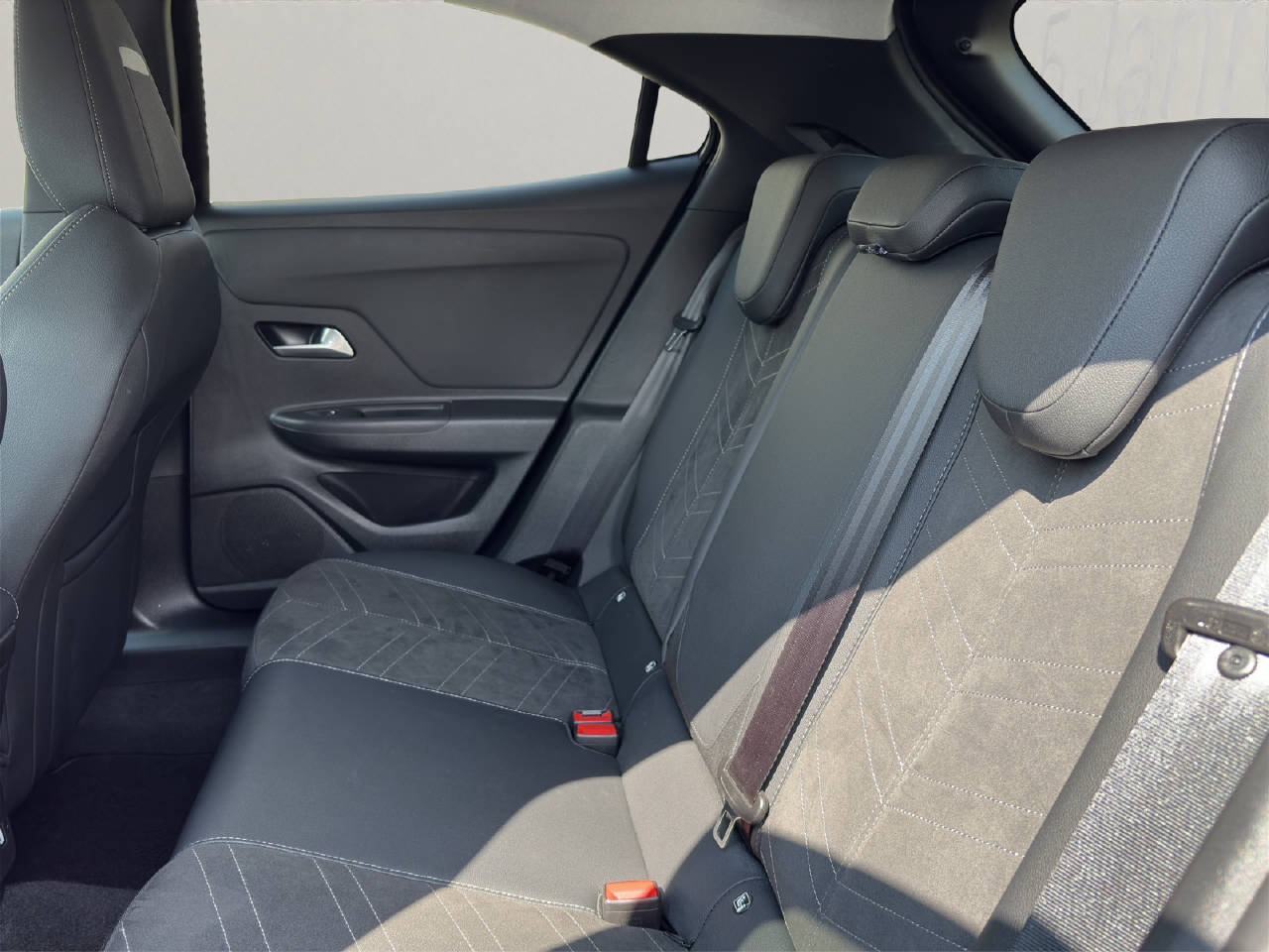 OPEL Mokka 1.2 T 130 Ultimate, Benzin, Occasion / Gebraucht, Automatik - 7