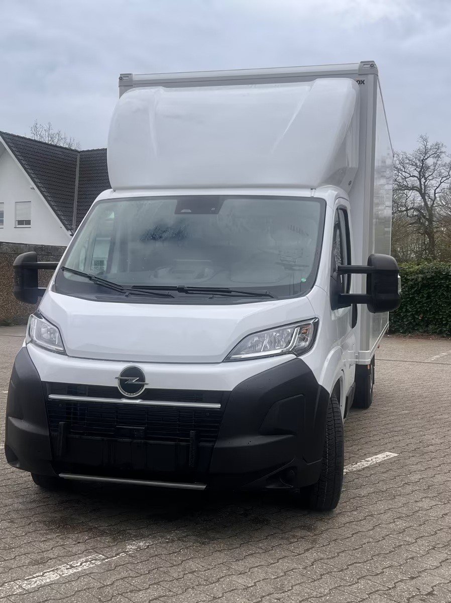 OPEL Movano mit AHK + Rückfahrkamera / Kofferumbau, Diesel, Auto nuove, Automatico - 2