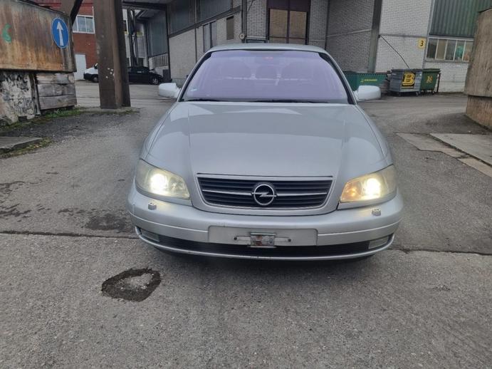 OPEL OMEGA 2.2i 16V Comfort, Benzina, Occasioni / Usate, Manuale