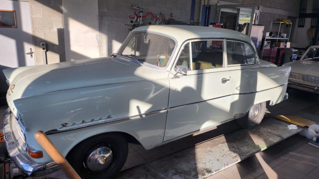 OPEL REKORD Olympia, Petrol, Classic, Manual - 5