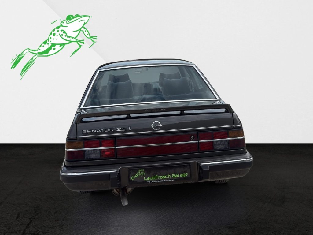 OPEL SENATOR 2.5i De Luxe, Essence, Voiture de collection, Manuelle - 5