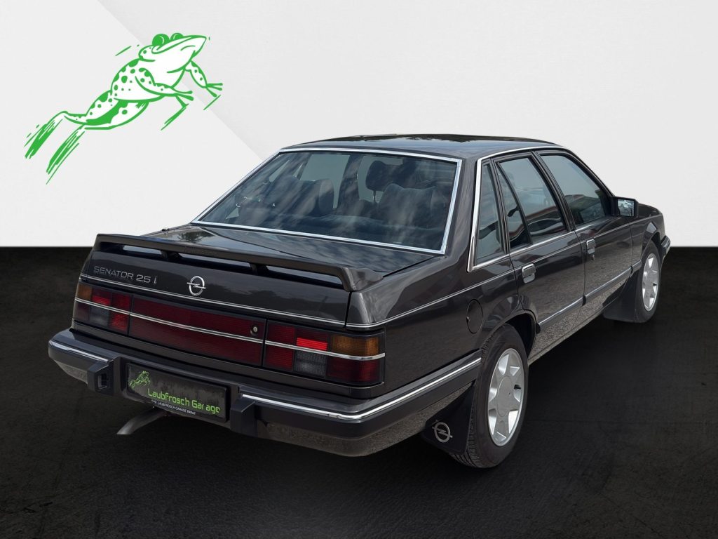OPEL SENATOR 2.5i De Luxe, Essence, Voiture de collection, Manuelle - 6