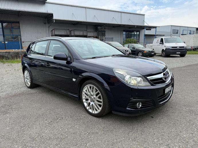 OPEL Signum 2.8 Turbo V6 Sport, Petrol, Second hand / Used, Manual
