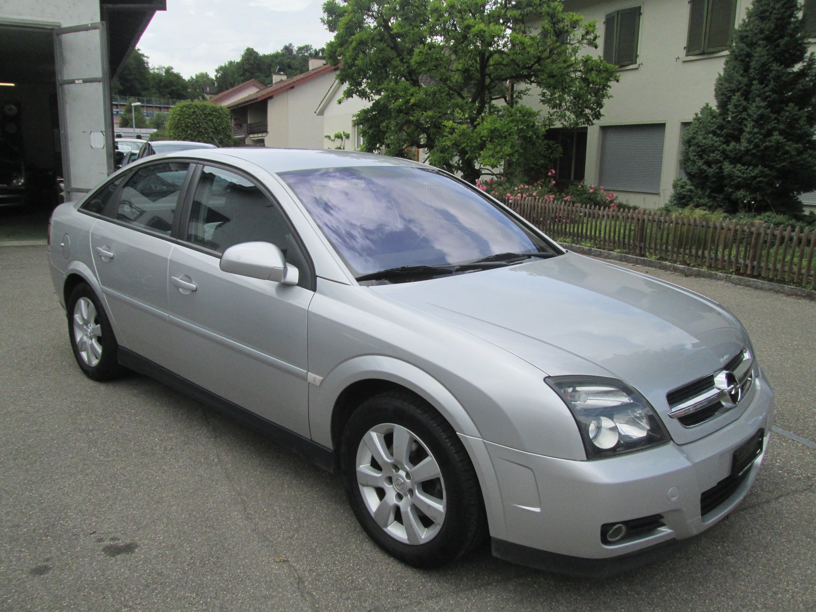 OPEL Vectra 2.2 Design Edition, Petrol, Second hand / Used, Automatic - 6