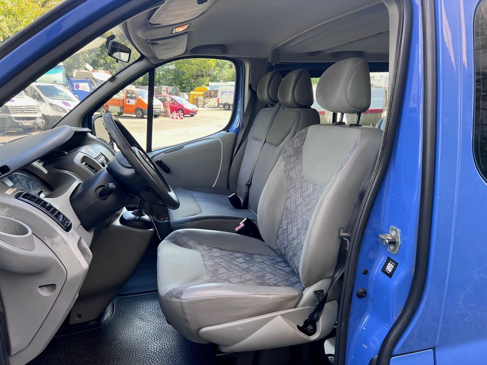 OPEL Vivaro 2.5 CDTI 2.7t, Diesel, Occasion / Gebraucht, Automat - 5