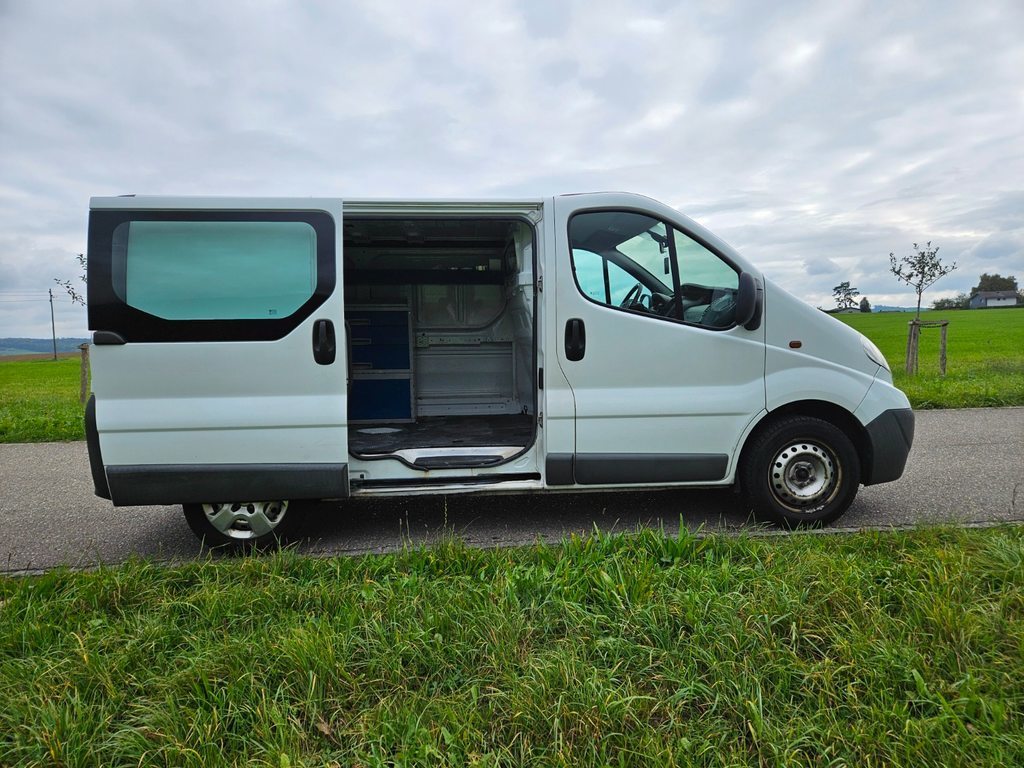 OPEL Vivaro Kaw. 2.7 t L1 H1 2.0 CDTI 114 ecoFLEX EasyT, Diesel, Occasion / Utilisé, Automatique - 4