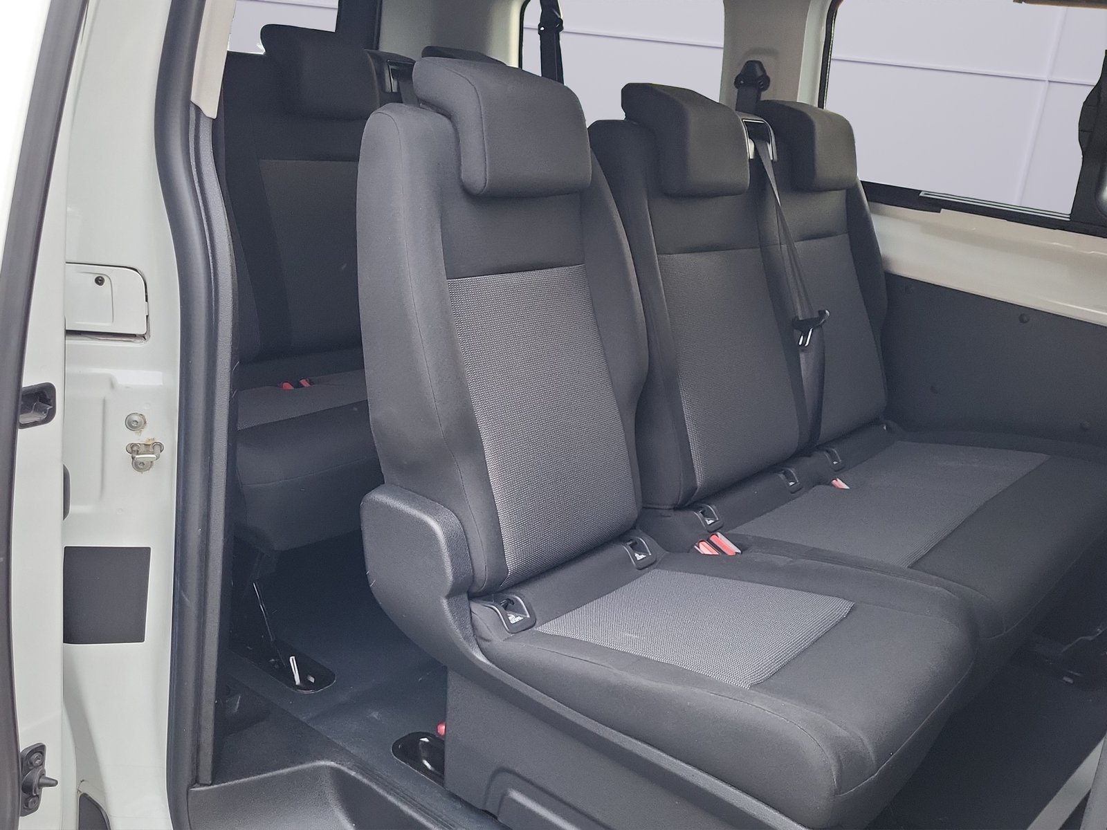 OPEL Vivaro Combi 2.0 Essential M, Diesel, Occasion / Gebraucht, Handschaltung - 6