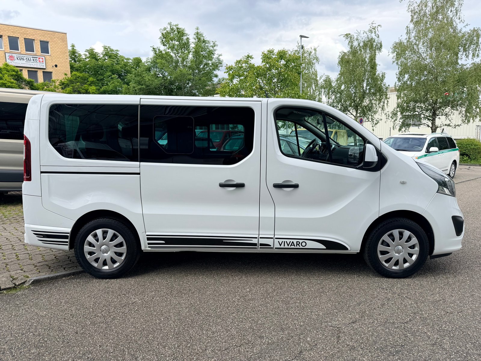 OPEL Vivaro 1.6 CDTI Combi+ 2.9t L2H1, Diesel, Occasion / Utilisé, Manuelle - 2