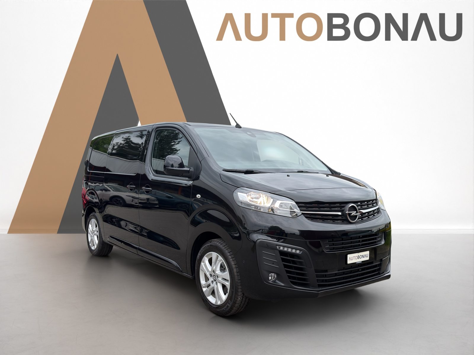 OPEL Vivaro Cargo 2.7 t M 2.0 D 144 S/S, Diesel, Second hand / Used, Automatic - 7