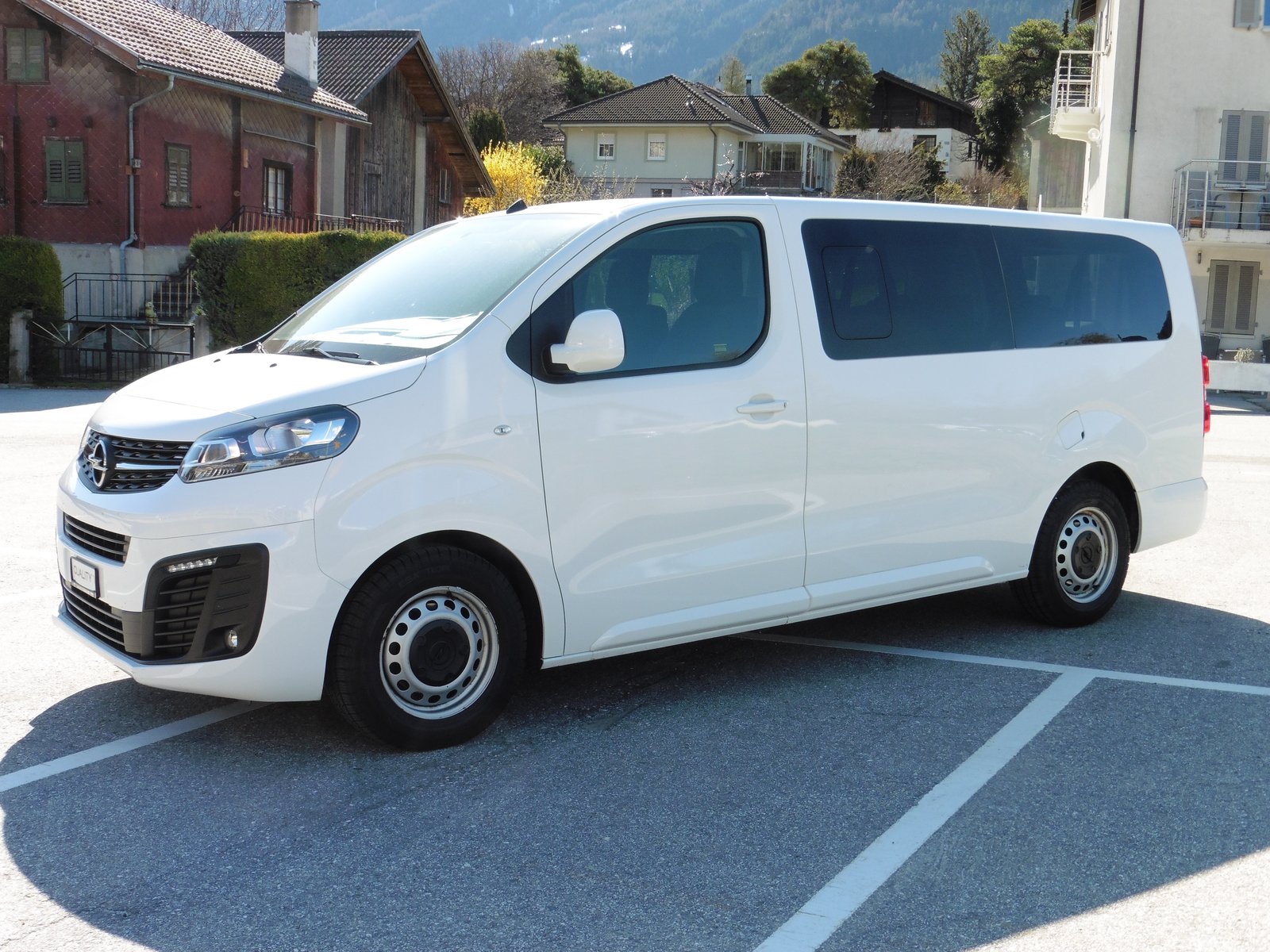 OPEL Vivaro Combi 2.0 CDTI Essentia s/s M Aut., Diesel, Occasioni / Usate, Automatico - 3