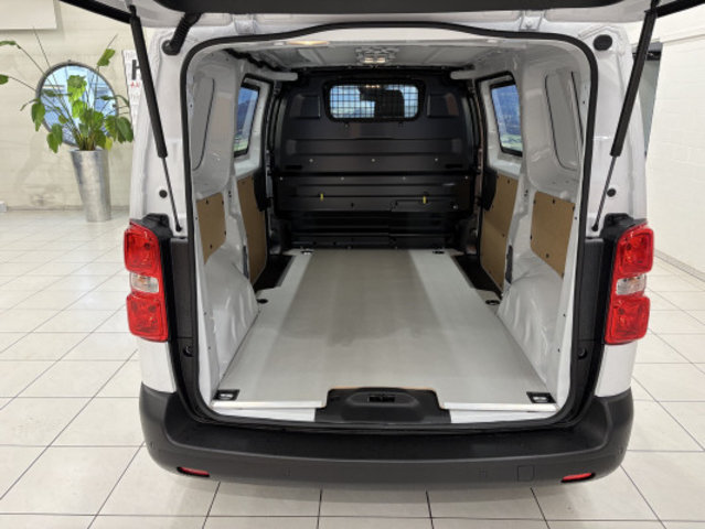 OPEL Vivaro Cargo 2.2 M A, Diesel, Neuwagen, Automatik - 7