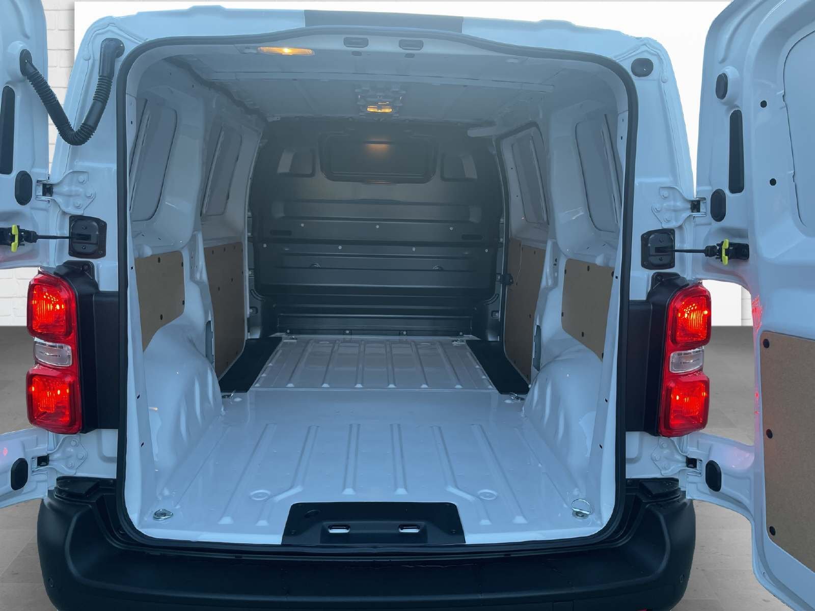 OPEL Vivaro Cargo 2.2 D 150 S/S, Diesel, Neuwagen, Automatik - 6