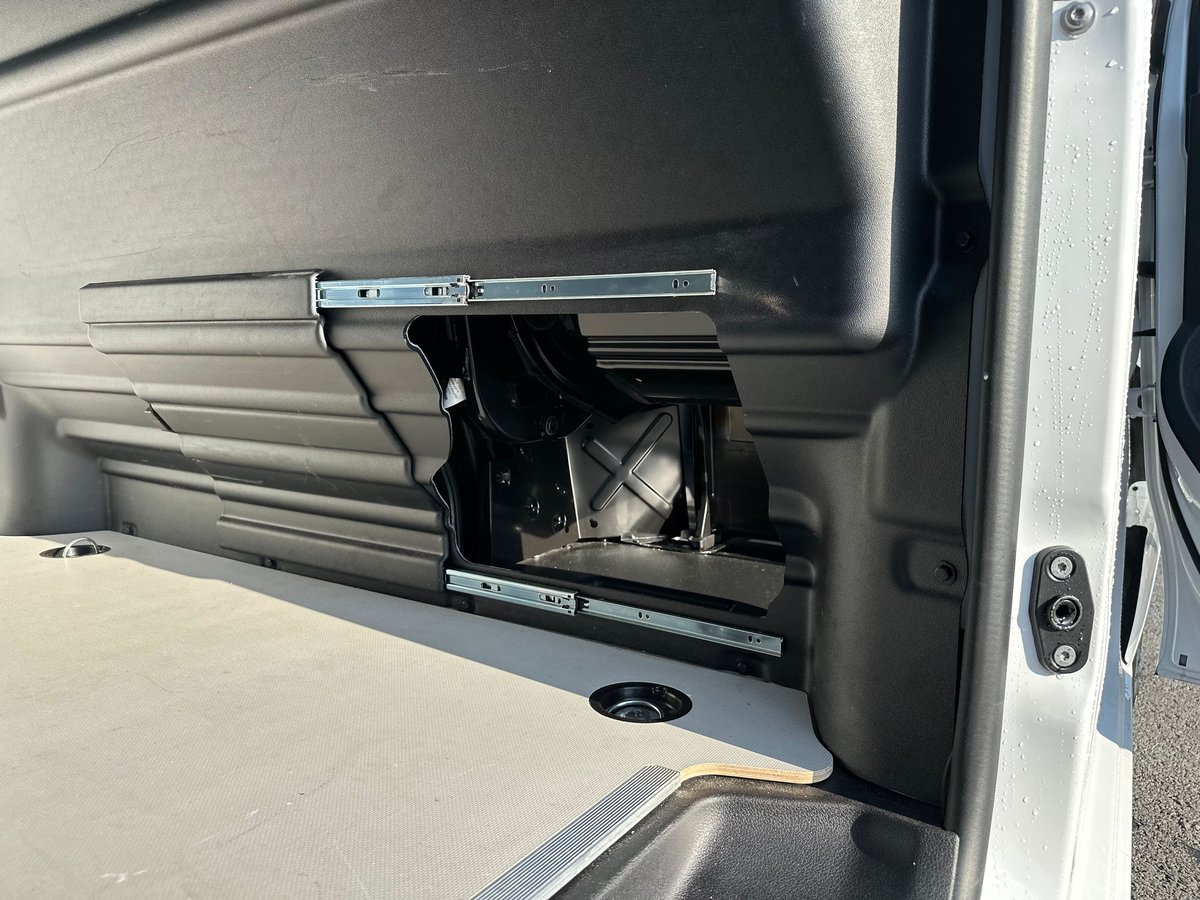 OPEL Vivaro Cargo 2.0 D s/s XL EN Aut., Diesel, Occasioni / Usate, Automatico - 4