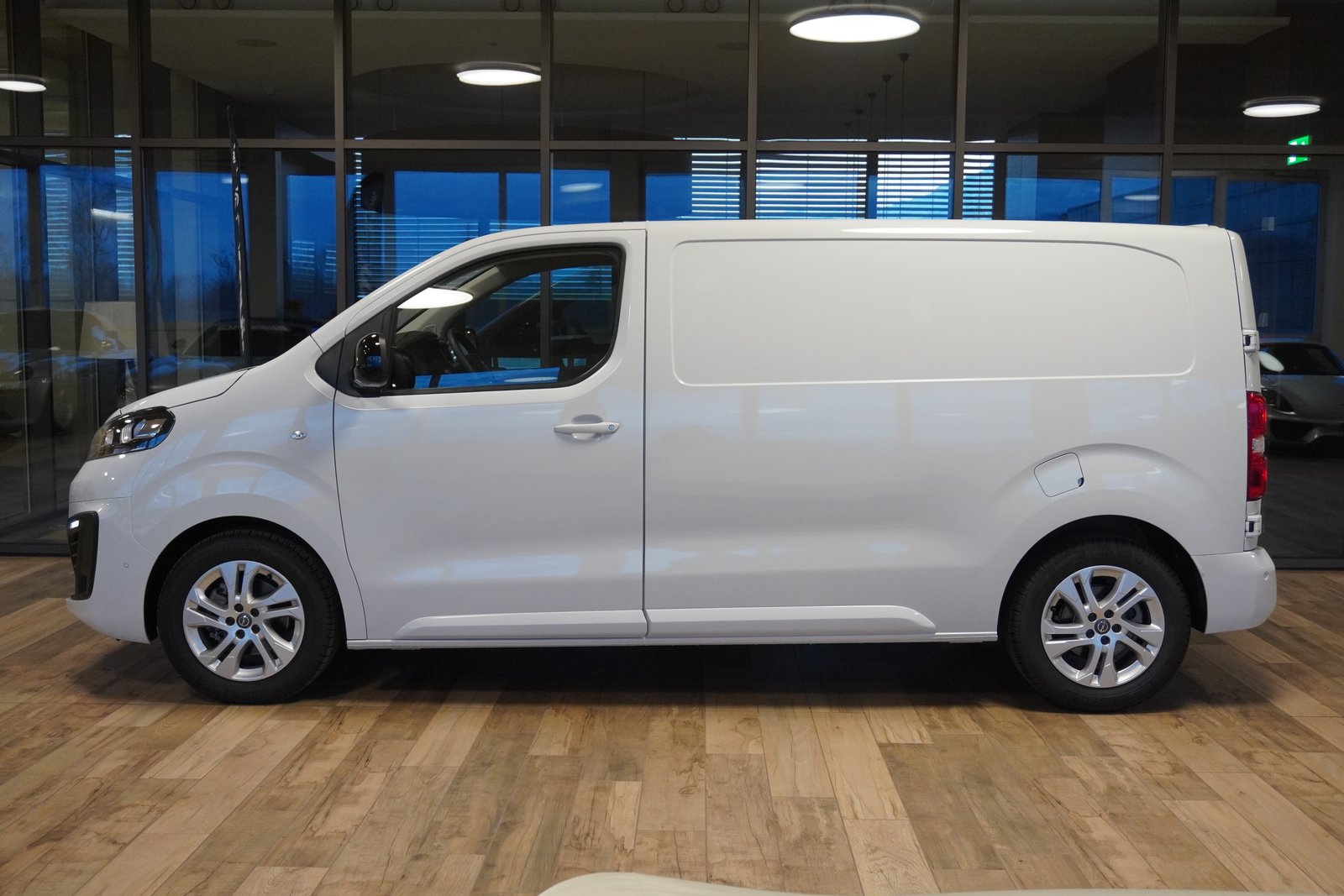 OPEL Vivaro Cargo 2.0 D s/s M, Diesel, Occasion / Utilisé, Automatique - 2