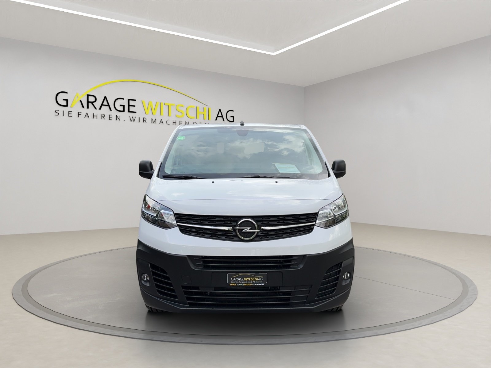 OPEL Vivaro-e Cargo 2.7t M 50 kWh, Elettrica, Occasioni / Usate, Automatico - 2