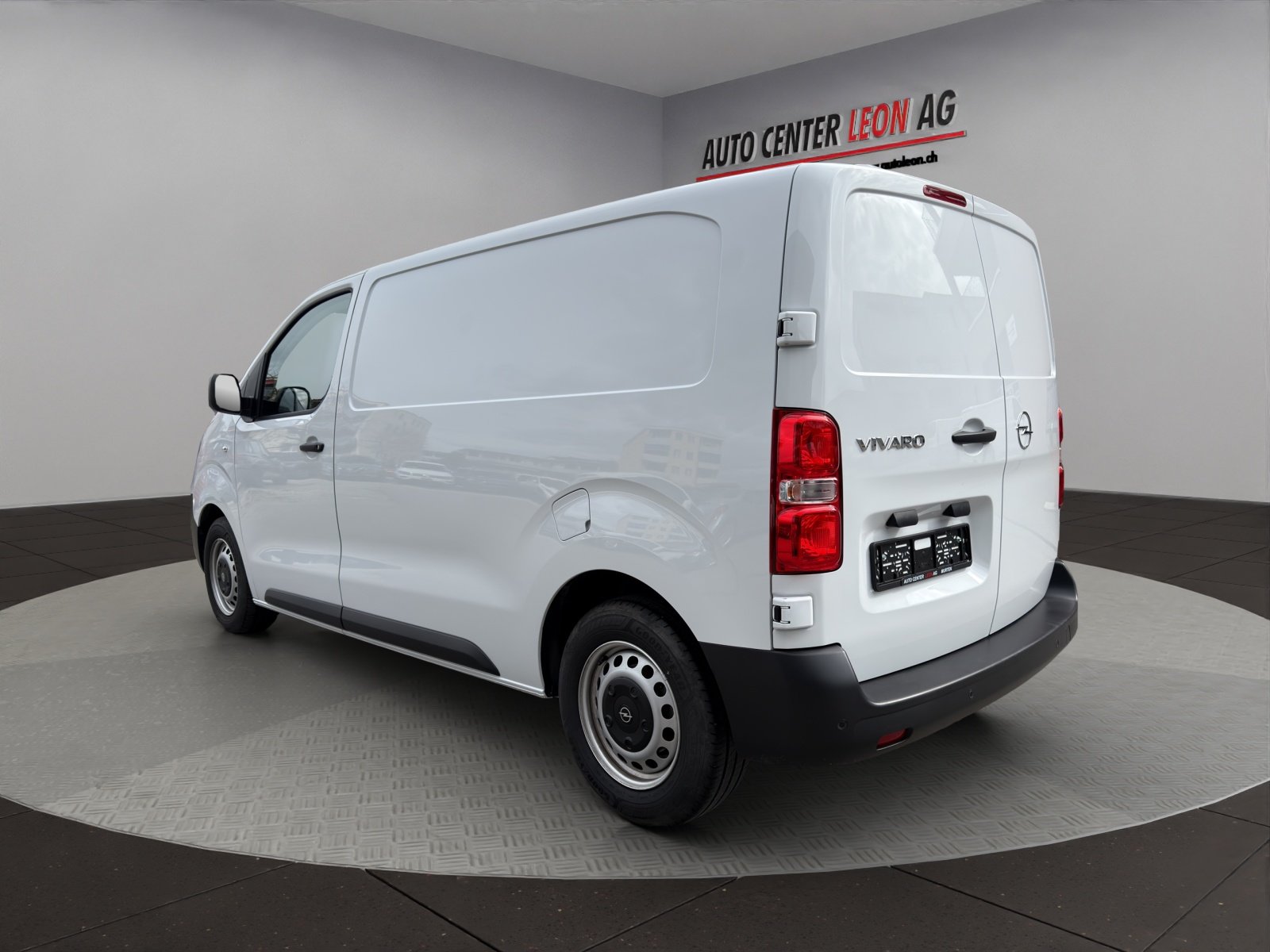 OPEL Vivaro Cargo 1.5 D s/s M, Diesel, Second hand / Used, Manual - 4