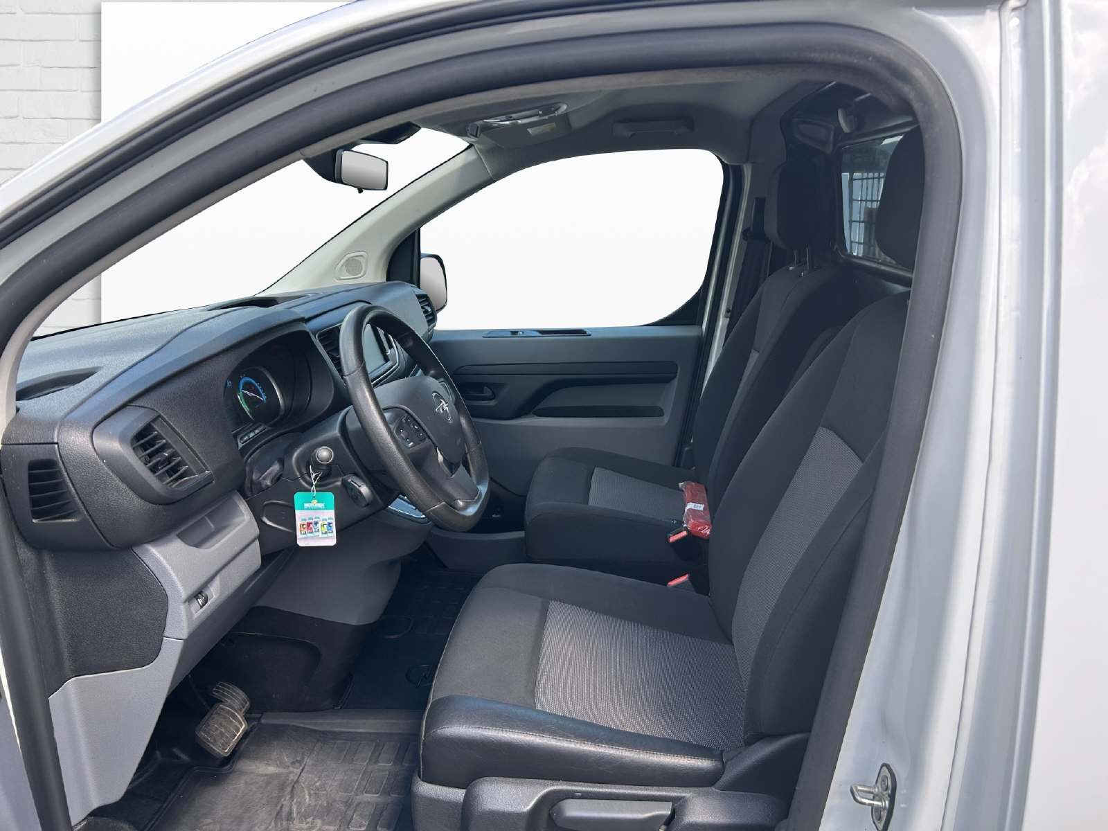 OPEL Vivaro-e Cargo 2.7 t M 50kWh Enjoy, Électrique, Occasion / Utilisé, Automatique - 7