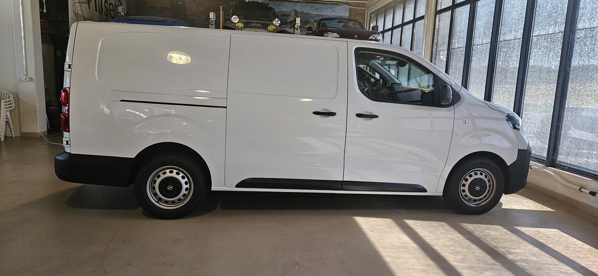 OPEL Vivaro Cargo 2.0 D s/s XL EN Aut., Diesel, Occasion / Utilisé, Automatique - 3