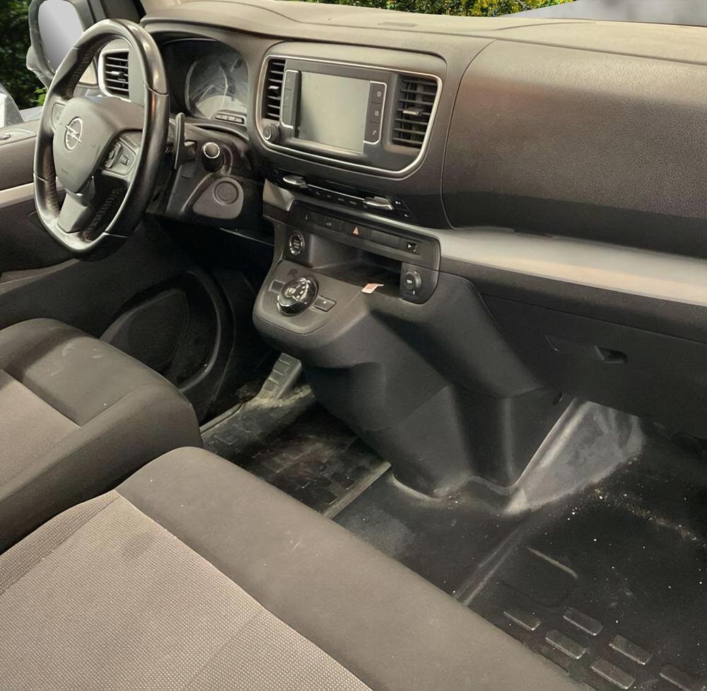 OPEL Vivaro Cargo 2.0 D s/s M Aut., Diesel, Occasion / Gebraucht, Automatik - 5
