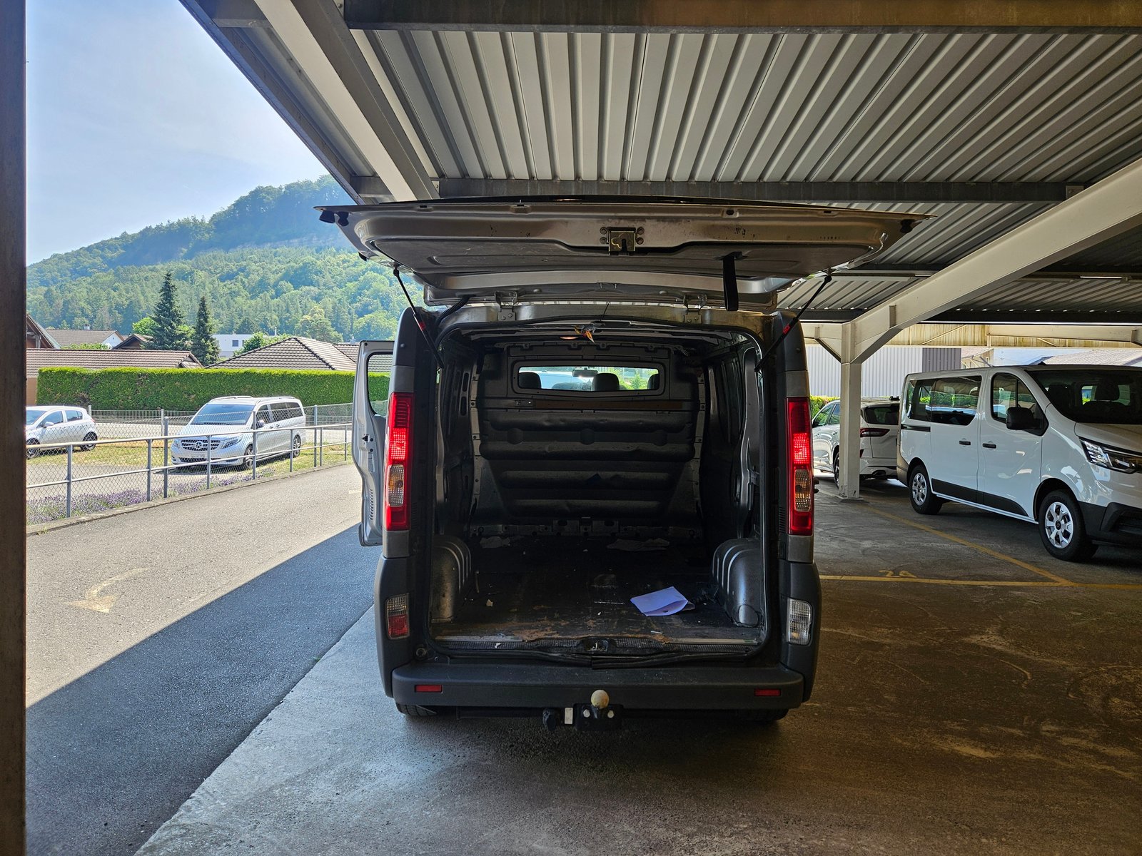 OPEL Vivaro 2.5 CDTI 2.9t L1H1, Diesel, Occasion / Gebraucht, Handschaltung - 4