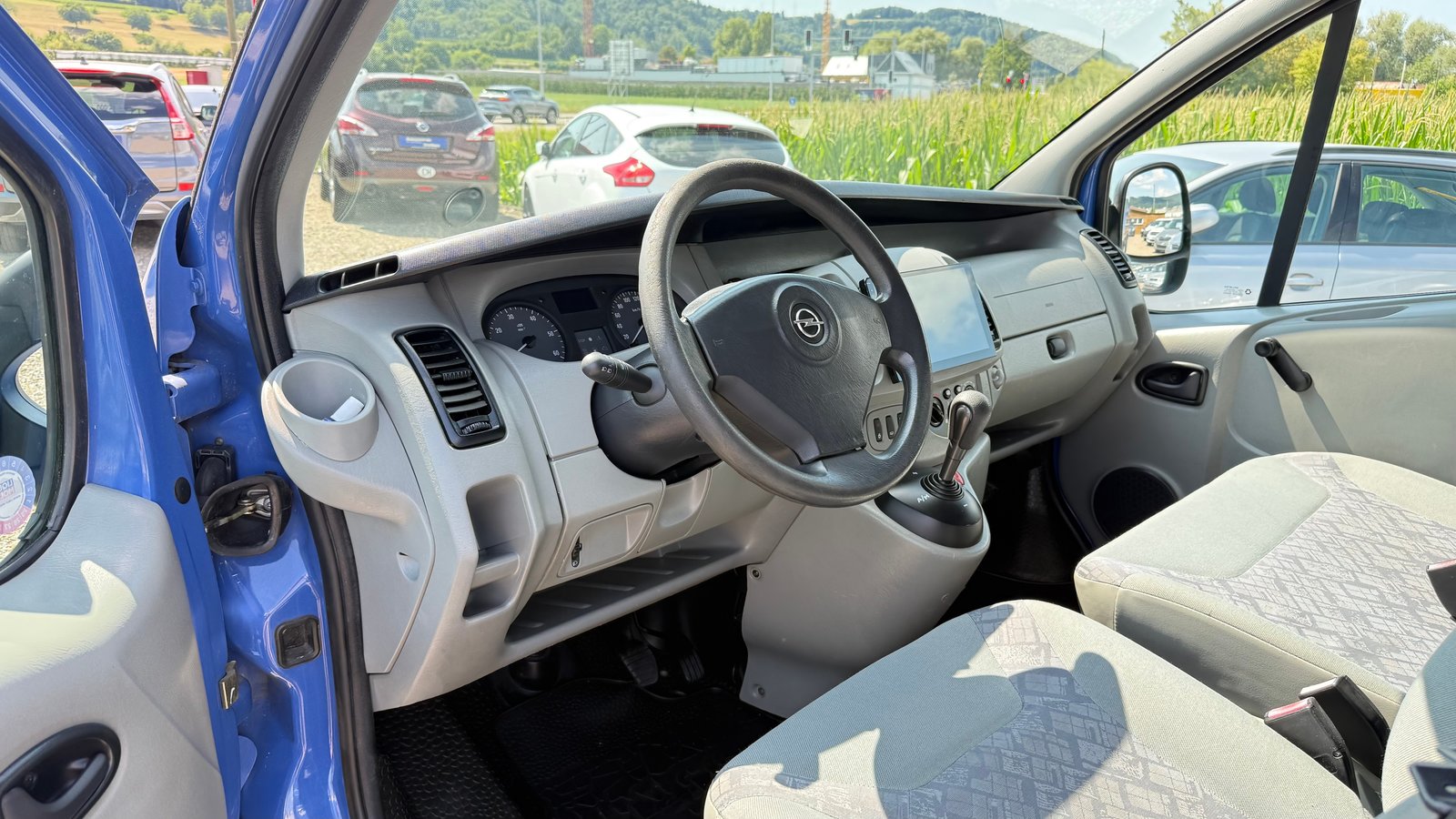OPEL Vivaro 2.5 CDTI, Diesel, Occasion / Gebraucht, Automatik - 3