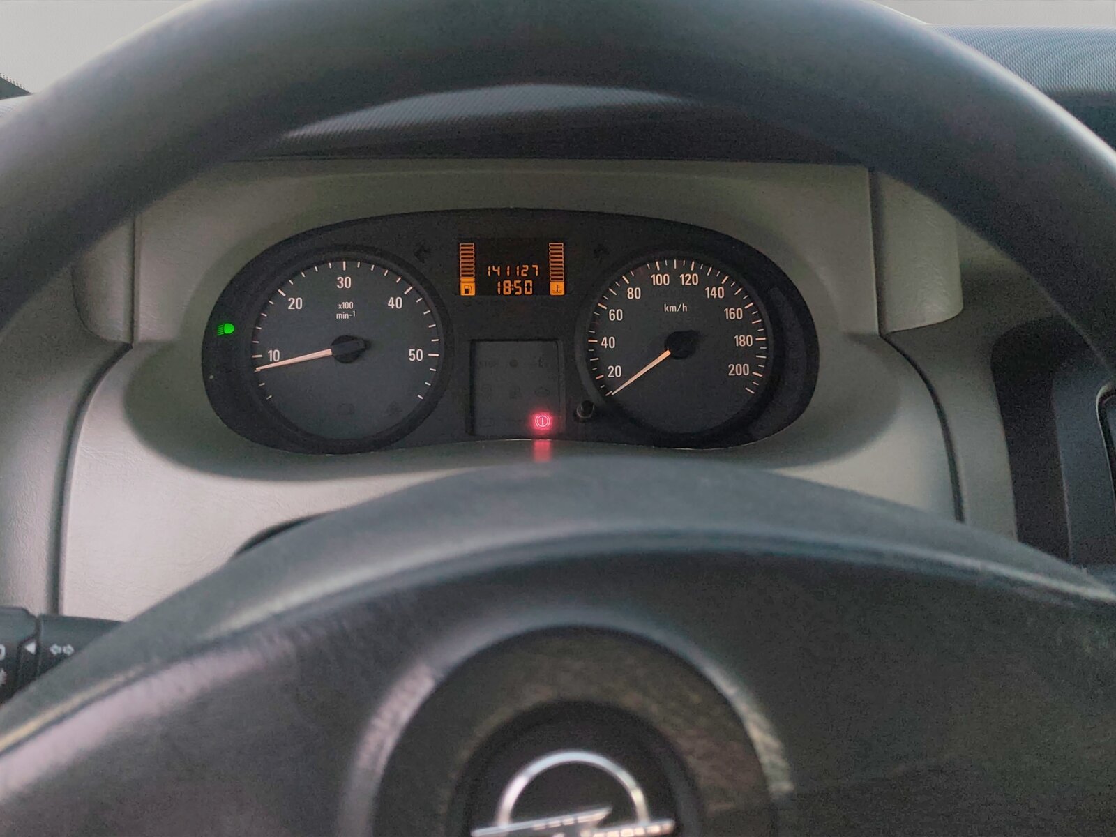 OPEL Vivaro Kabine-Chassis 2.0 CDTI 114, Diesel, Occasion / Gebraucht, Handschaltung - 6