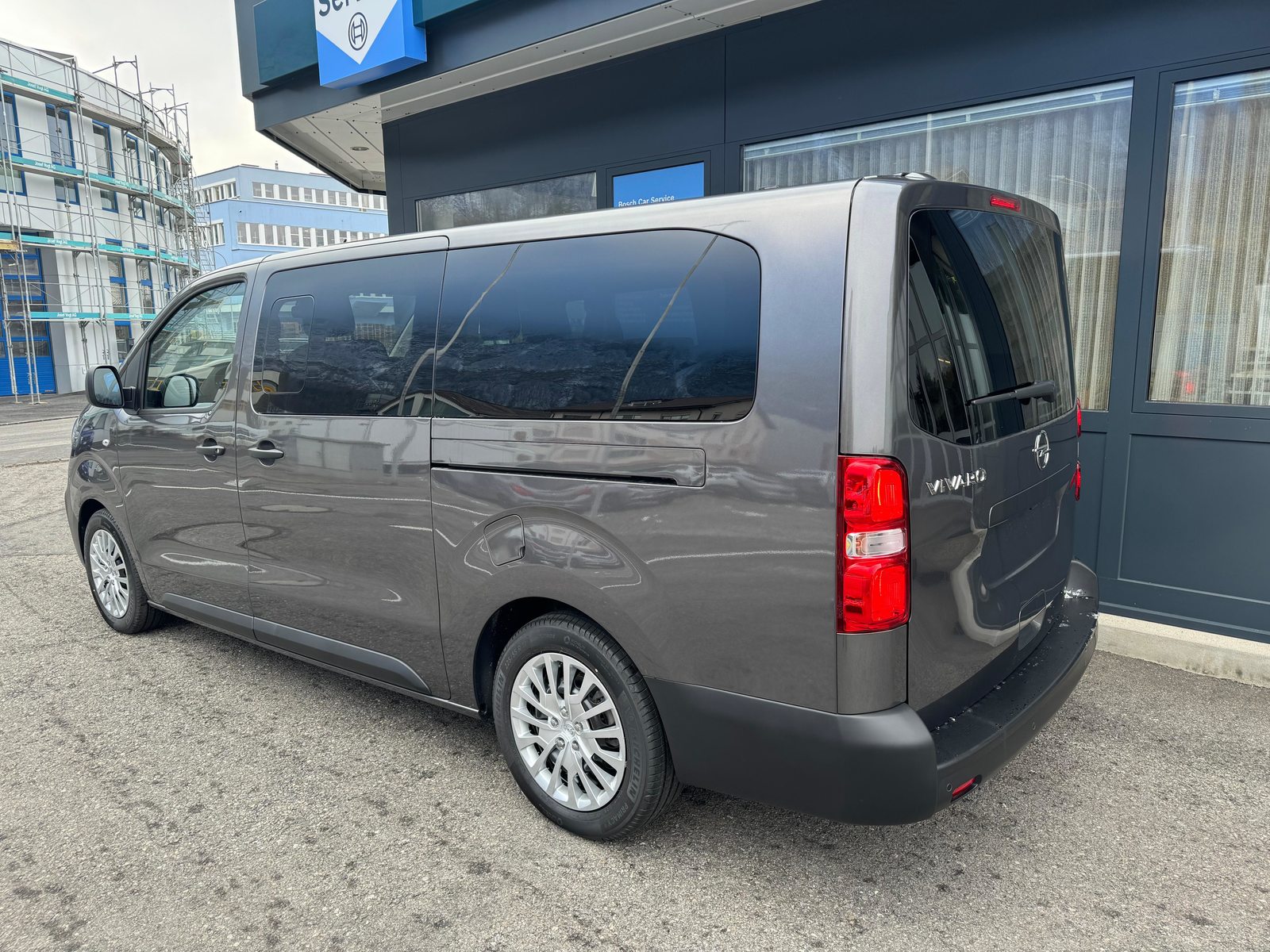 OPEL Vivaro Kombi XL 2.0CDTi - 9 Plätzer - Automat, Diesel, Occasion / Gebraucht, Automatik - 2