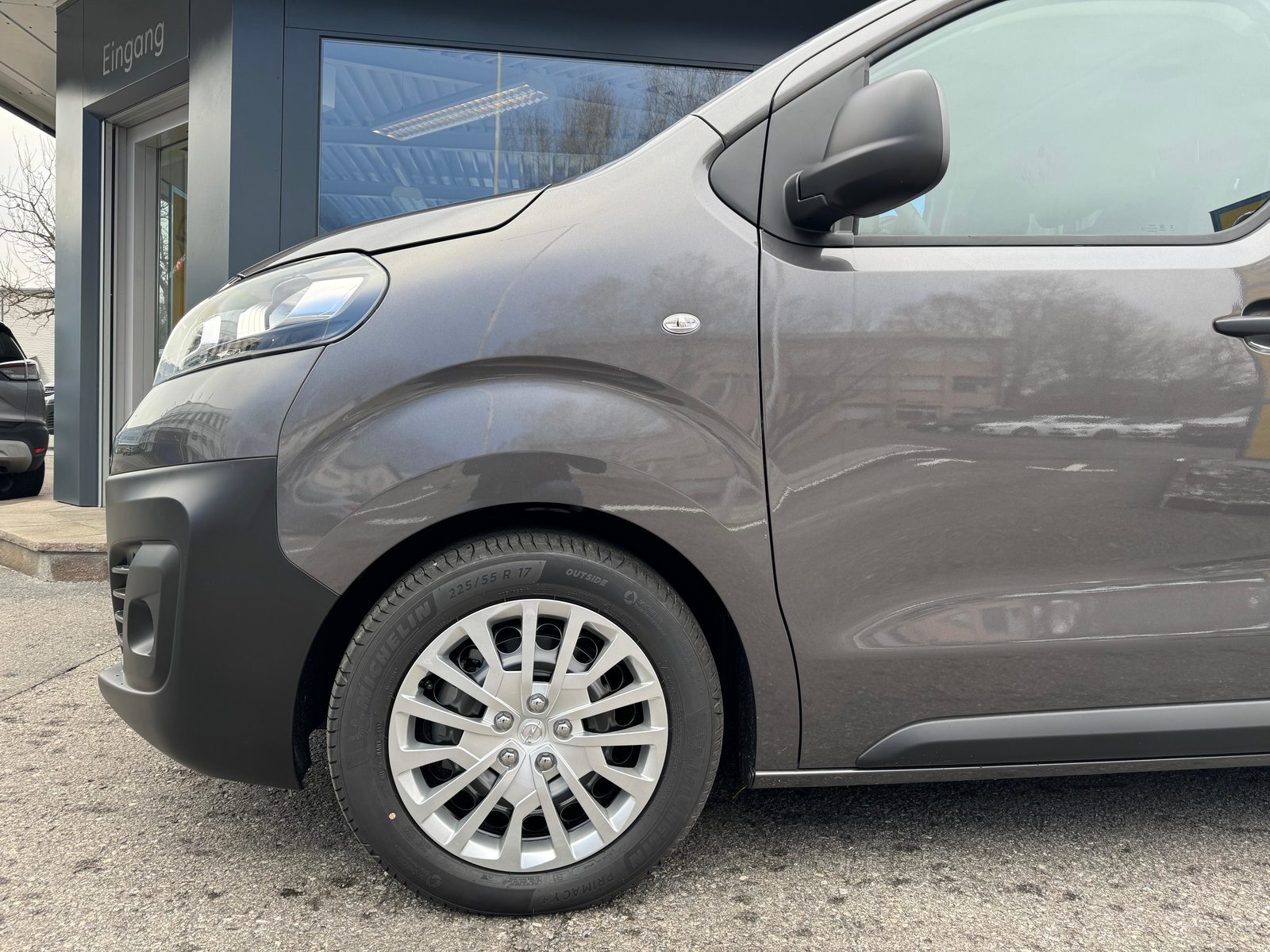 OPEL Vivaro Kombi XL 2.0CDTi - 9 Plätzer - Automat, Diesel, Occasion / Gebraucht, Automatik - 4